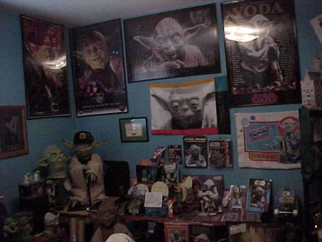 Part of YodaJeff's Yoda collection (as of April 1999)