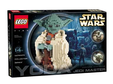 Ultimate Collectors Series LEGO Yoda in package