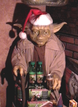 Blockbuster Lifesize Yoda with foreign Yoda 7-Up box and bottles