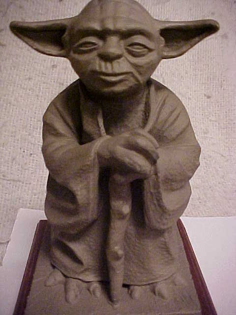 Empire Strikes Back bronze Yoda statue (front view)