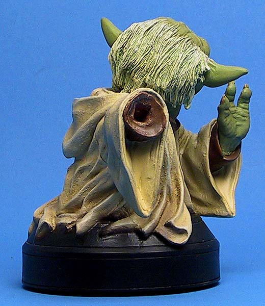 Gentle Giant Yoda minibust