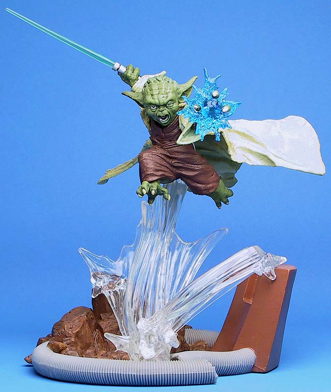 Unleashed Yoda - front of figure
