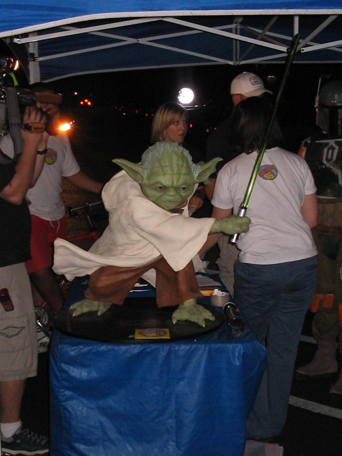 Pepsi promotional Revenge of the Sith lifesize Yoda replica